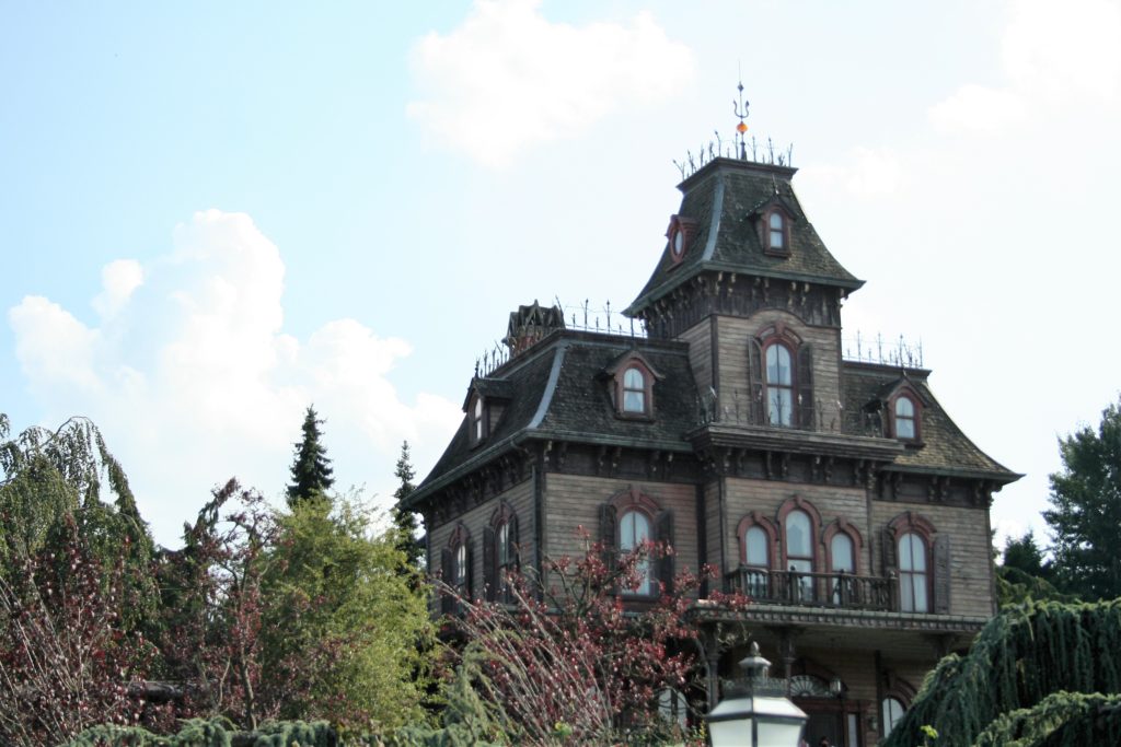 Disneyland Paris park - Disney in your Day
