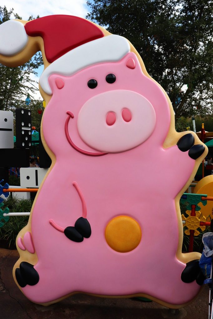 Toy Story Land Christmas - Disney in your Day